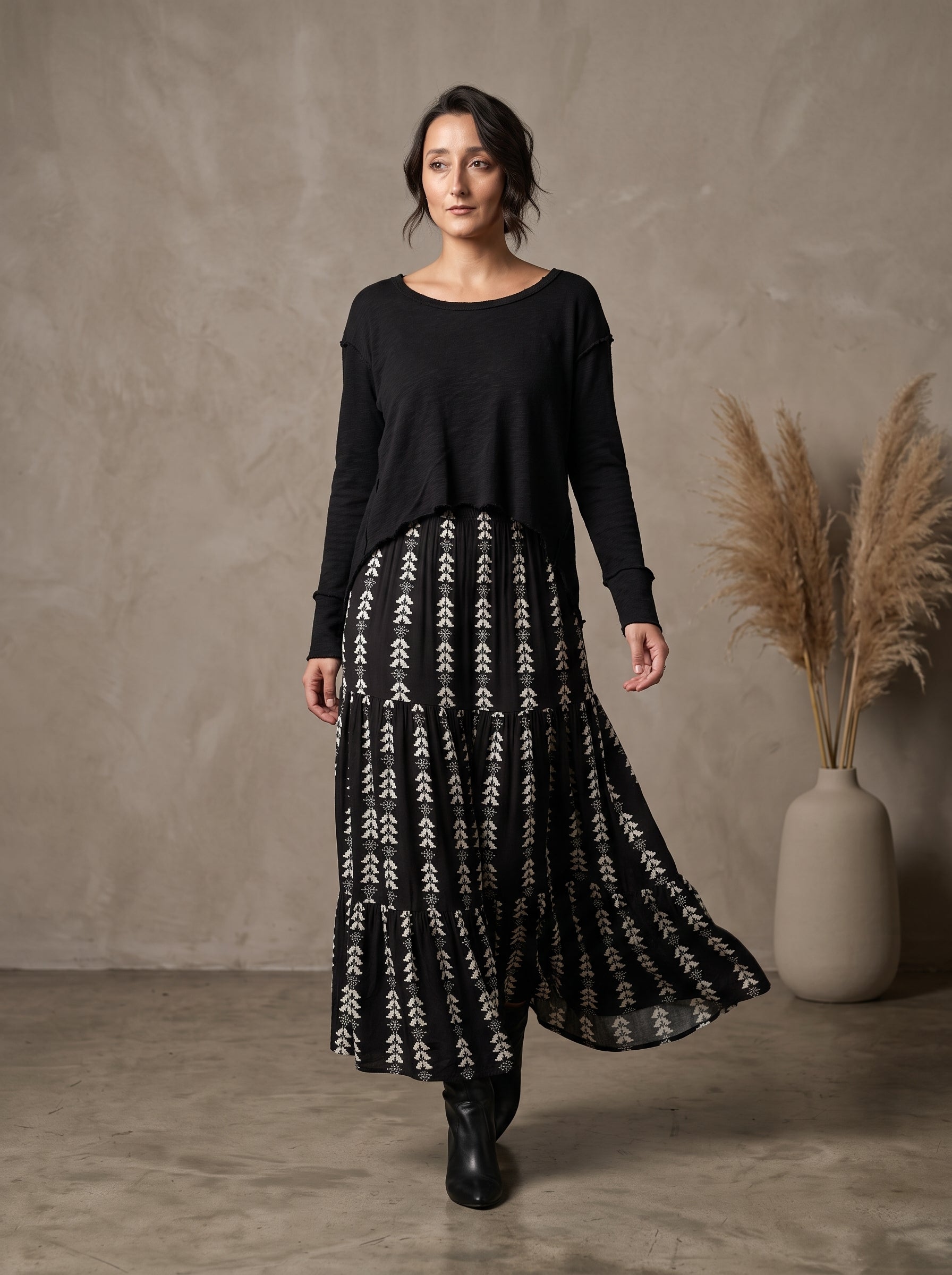 Zia Skirt (Black & White)