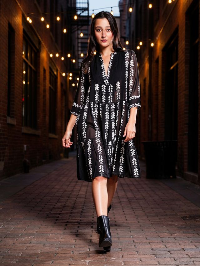 Zarina Dress (Black & White)